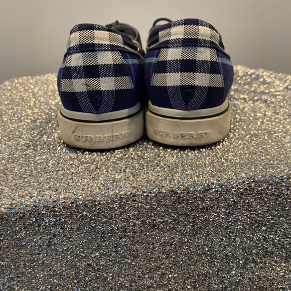 Sperry Style blue Burberry shoes - Picture 4 of 4